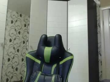 strongass18's avatar