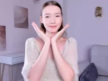 Freechat sunnmoonn on Chaturbate