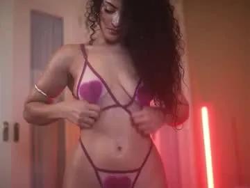 Freechat suzysuza on Chaturbate