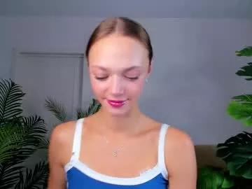 sweet__piece on Chaturbate