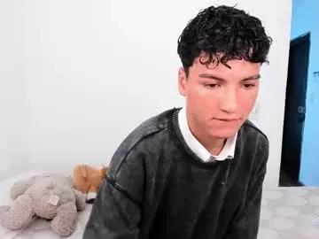 Freechat sweet_boys_xx on Chaturbate
