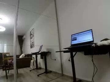 sweet_ella on Chaturbate