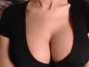 Avatar of sweet_lil_thing