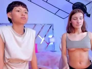 Freechat tefi_meow on Chaturbate