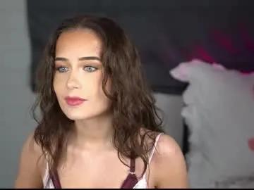 Freechat tinyxstar on Chaturbate