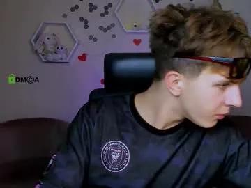 Freechat travis_wolf_ on Chaturbate