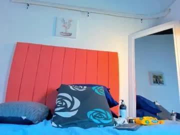 valen_rose0 on Chaturbate