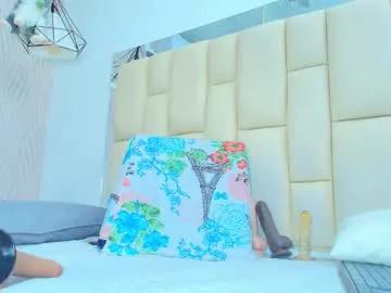 vero_temptation — GOAL: double penetration 600 [999 tokens remaining] Welcome to my room! #latina #anal #squirt #ebony #fuckmachine