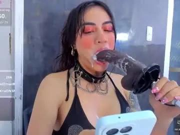 Freechat violett_collins_ on Chaturbate
