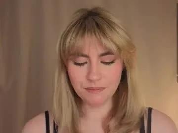 vivandellapenna — GOAL :  show your lips and mouth close up Hello chaturbate's citizens! my name is Melissa and you should to know me closer cuz i'm #18 #bigboobs #young #teen #bigass [0 tokens remaining]