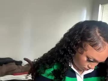 Freechat wetcreamerr on Chaturbate