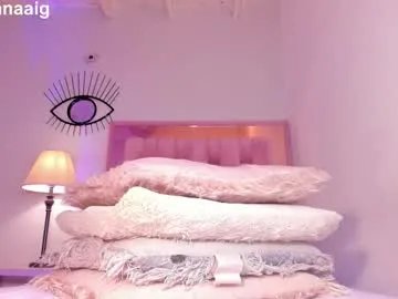 Freechat whiite_snow_ on Chaturbate