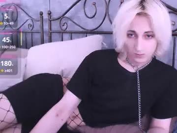 Freechat whitenyx on Chaturbate