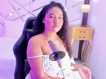 Freechat whitneybrown_ on Chaturbate