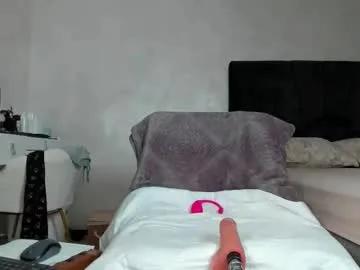 Freechat wowsquirt on Chaturbate