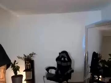 Private wyatt_rose on Chaturbate