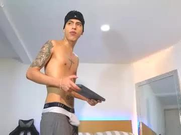 Private wyatt_rose on Chaturbate