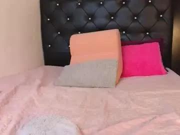 Freechat xxxtatianabustyxxx on Chaturbate