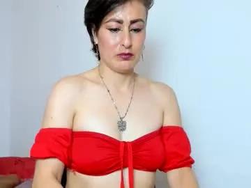 yasmin_goldenst on Chaturbate