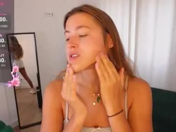 yess_kiki on Chaturbate