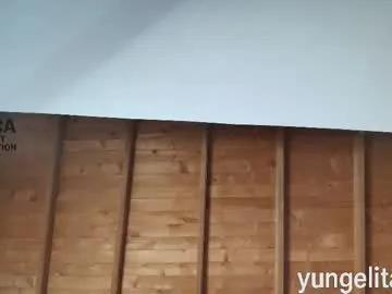 Freechat yungelitamor_ on Chaturbate