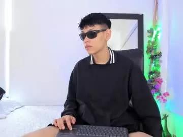 Freechat zeus_blaze on Chaturbate