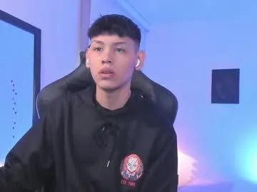 Freechat zeus_blaze on Chaturbate