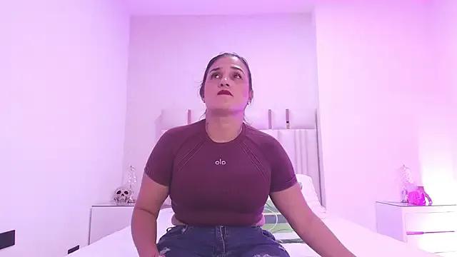 Freechat _carolina_fox on StripChat