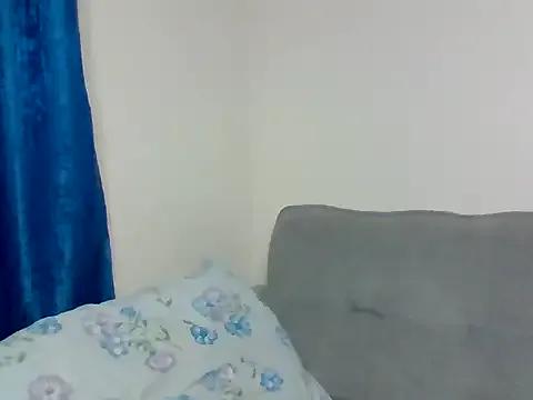 _crystal_princesss on StripChat