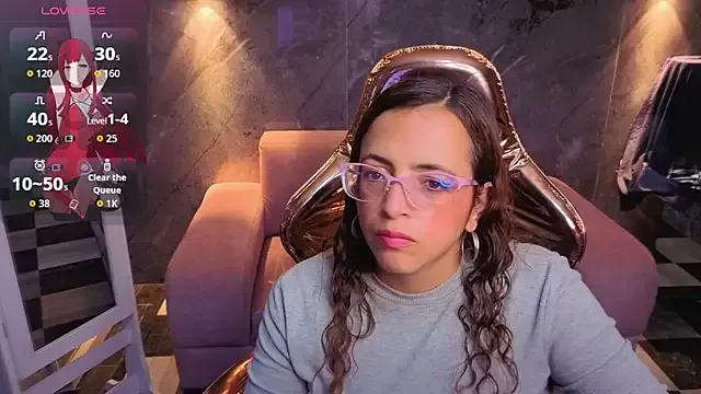 _Evoni_b — show tight cameltoe and rub pussy