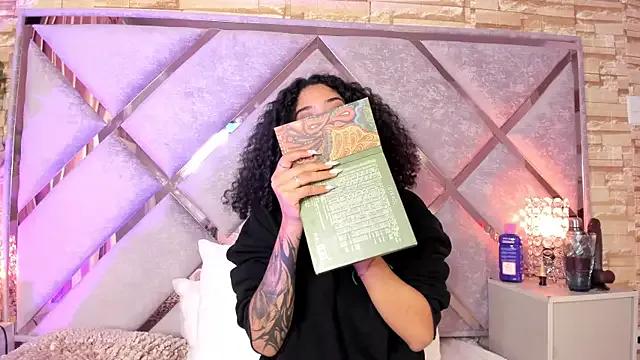 Freechat _lanna_jhonson_ on StripChat