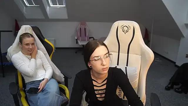 _Lili_054 on StripChat 