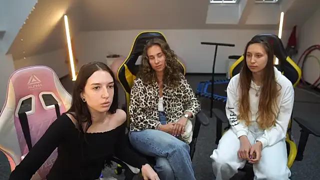 _Lili_054 on StripChat 