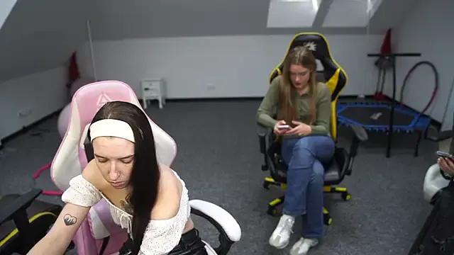 _Lili_054 on StripChat 