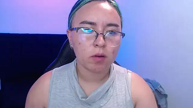 _MissMegann on StripChat