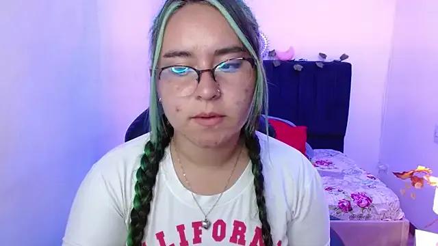 _MissMegann on StripChat