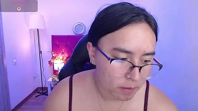 _MissMegann on StripChat