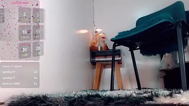 _Riannagarcia_ on StripChat