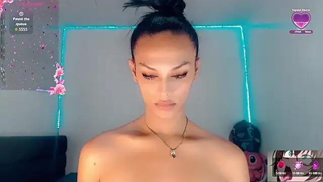 _Riannagarcia_ on StripChat