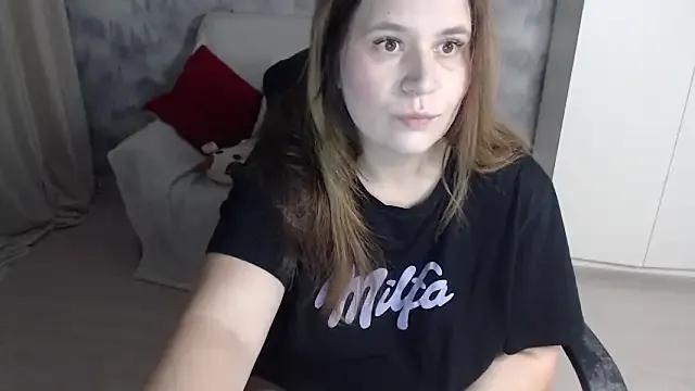 AdelinaLawson on StripChat