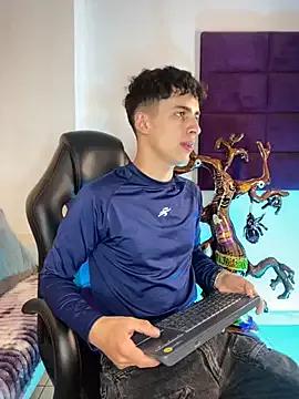 Private AdrianRinaldi on StripChat