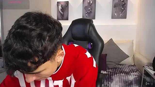 Private AdrianRinaldi on StripChat