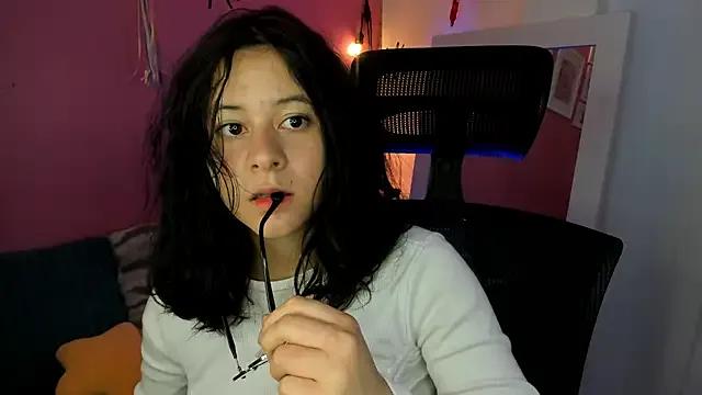 StripChat agnes_213 is Freechat agnes_213 — some oil on tits ?