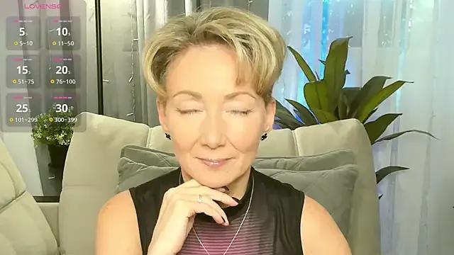 Freechat AkexandraFix on StripChat