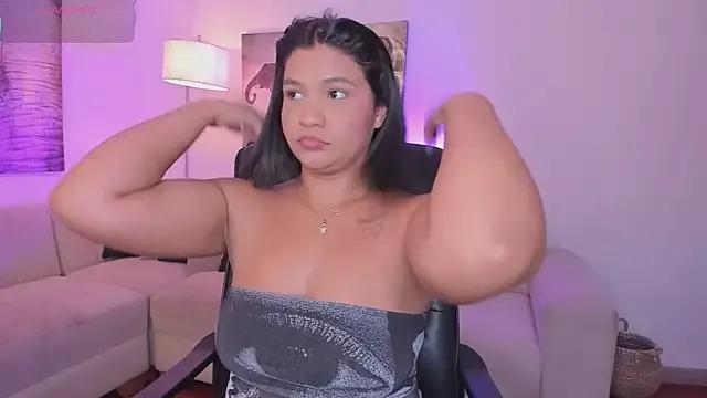 Freechat alaia7h on StripChat