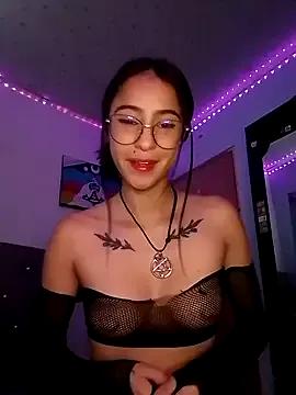 Freechat Alana_Martinez_ on StripChat