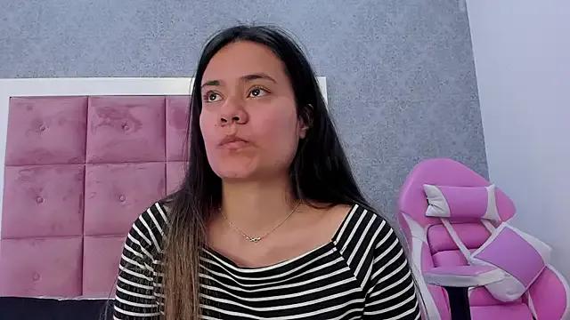 Freechat alanabensson on StripChat