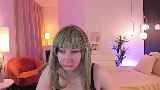 Freechat AlanaDreamy on StripChat