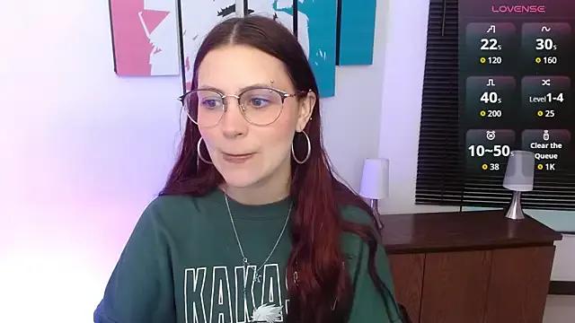 AlanaGarcia19 on StripChat 