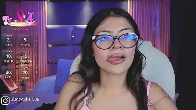Freechat AlanaWalker9 on StripChat